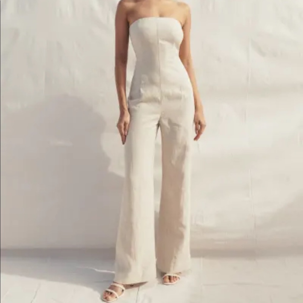 Reformation Jude Linen Jumpsuit size 4 - color oatmeal